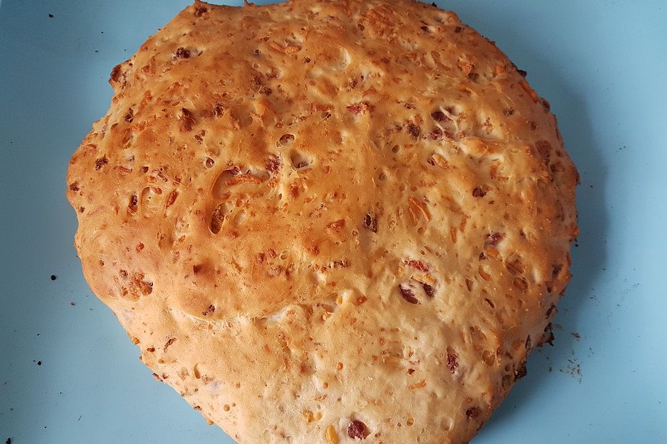 Fladenbrot mit Schinkenwürfel