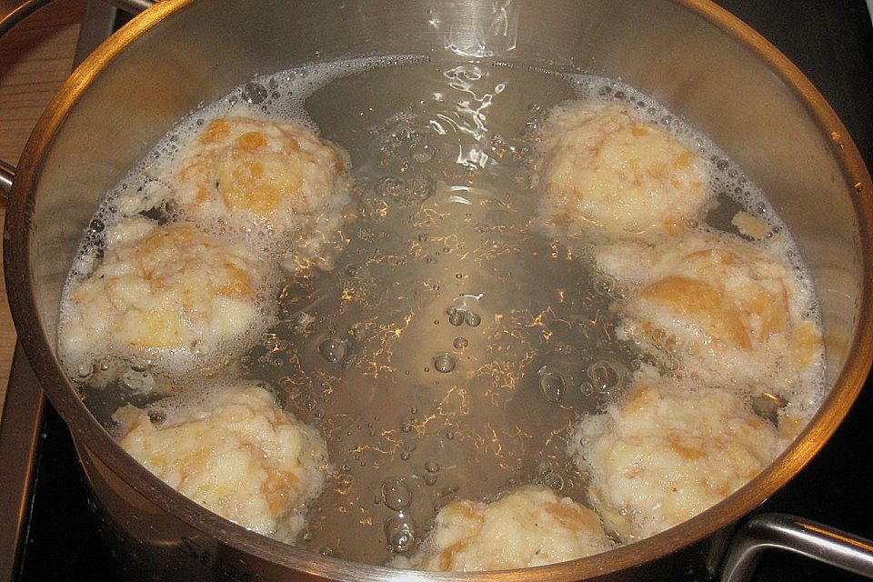 Semmelknödel