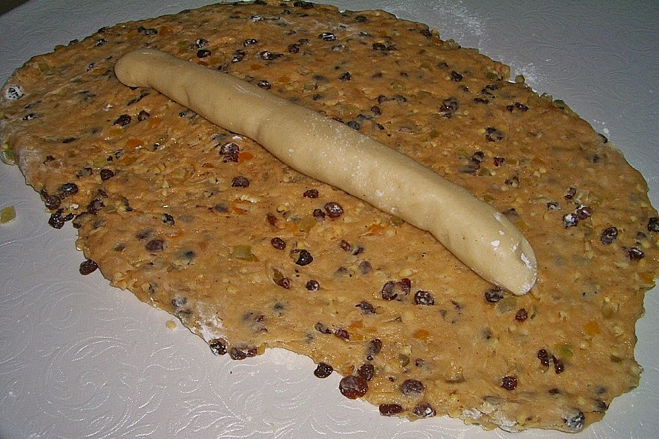 Marzipanstollen