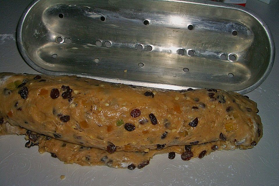 Marzipanstollen