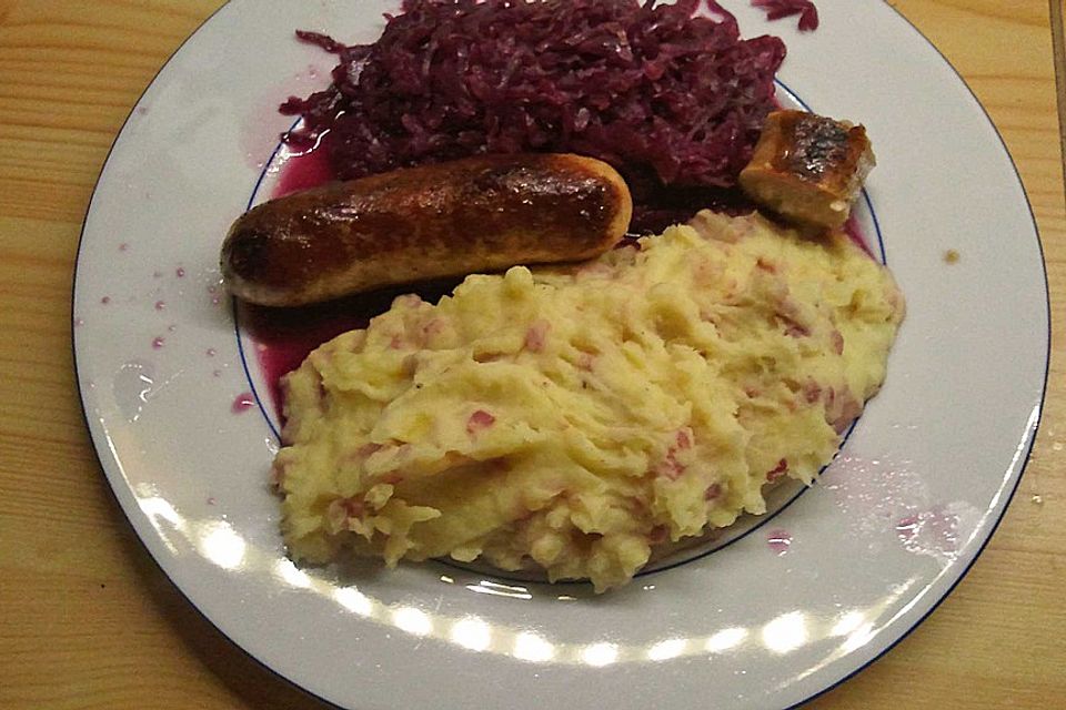 Kartoffelpürree mit Speck & Zwiebeln