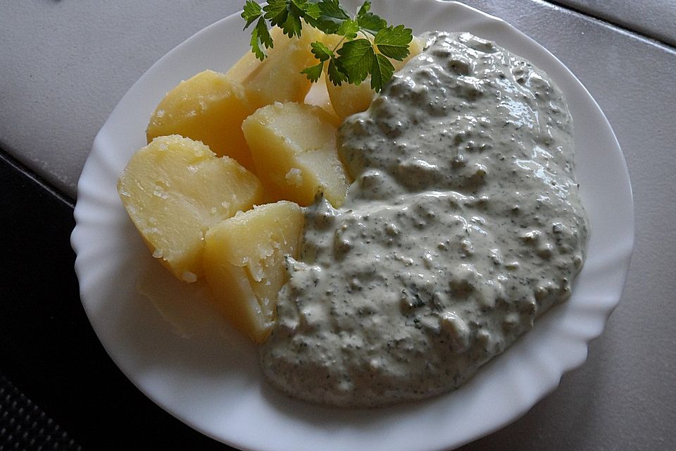 Kräuterquark mit Pellkartoffeln