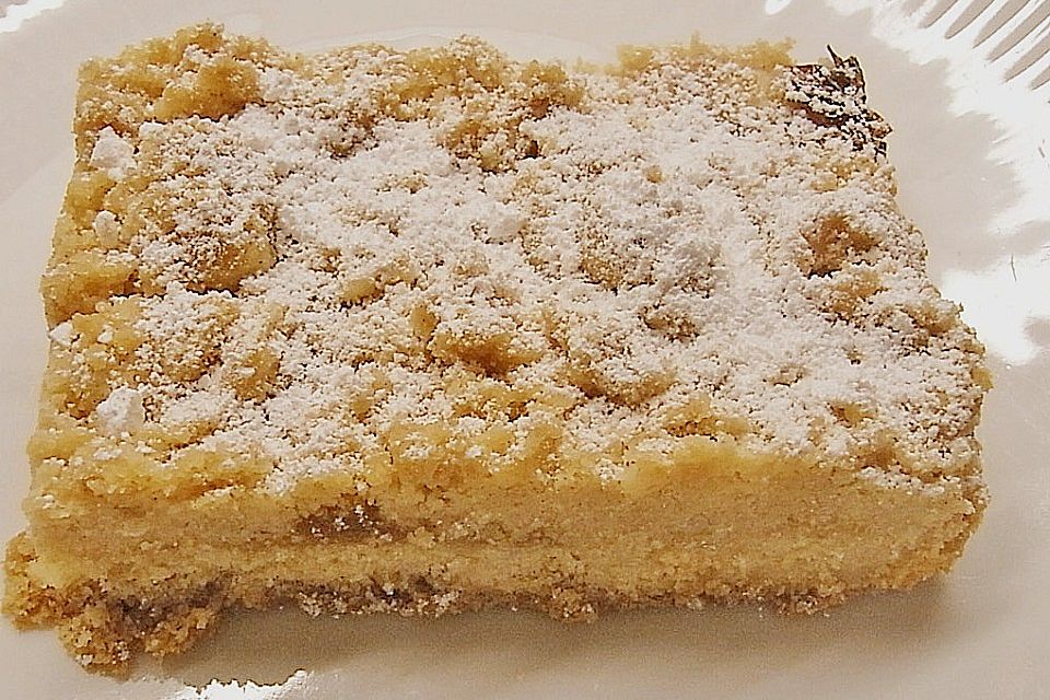 Streuselkuchen mit Aprikosenkonfitüre