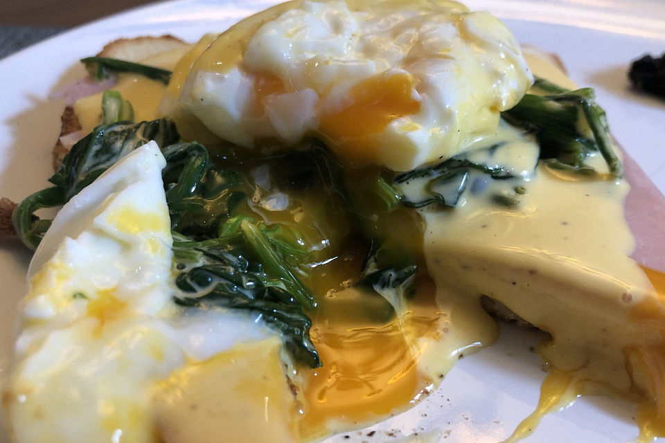 Eggs Benedict