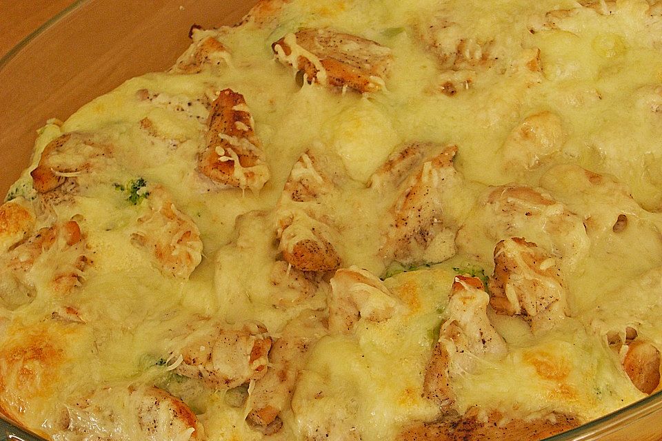 Brokkoliauflauf mit Huhn