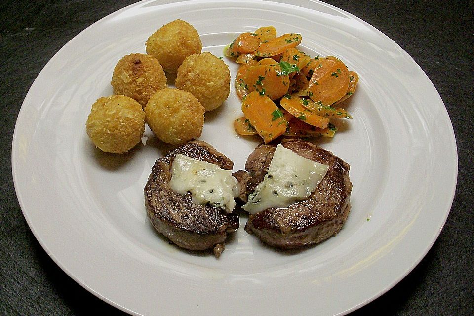 Reh - Grillsteak  mit Gorgonzola