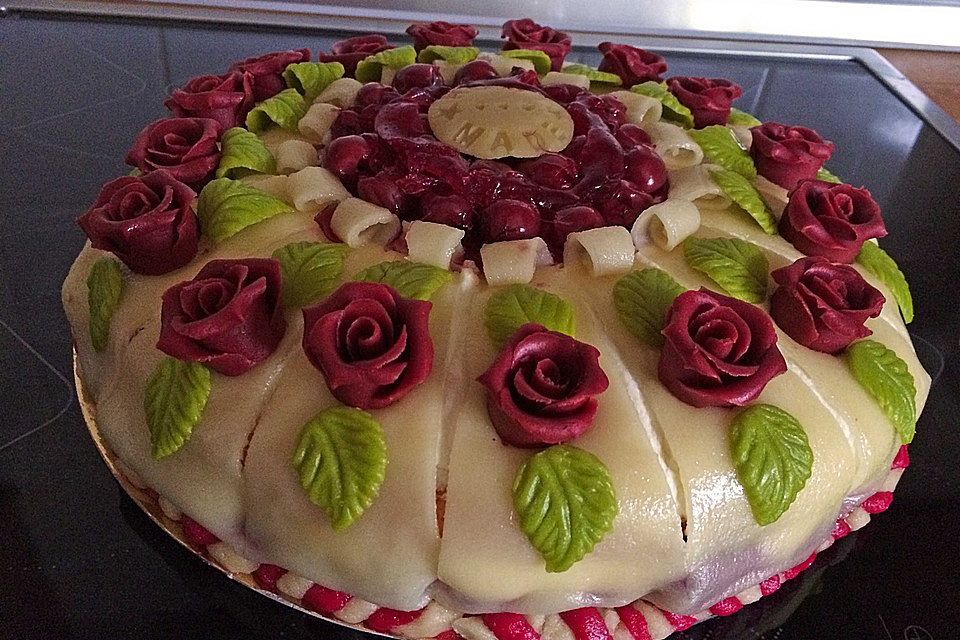 Marzipan - Kirsch - Torte