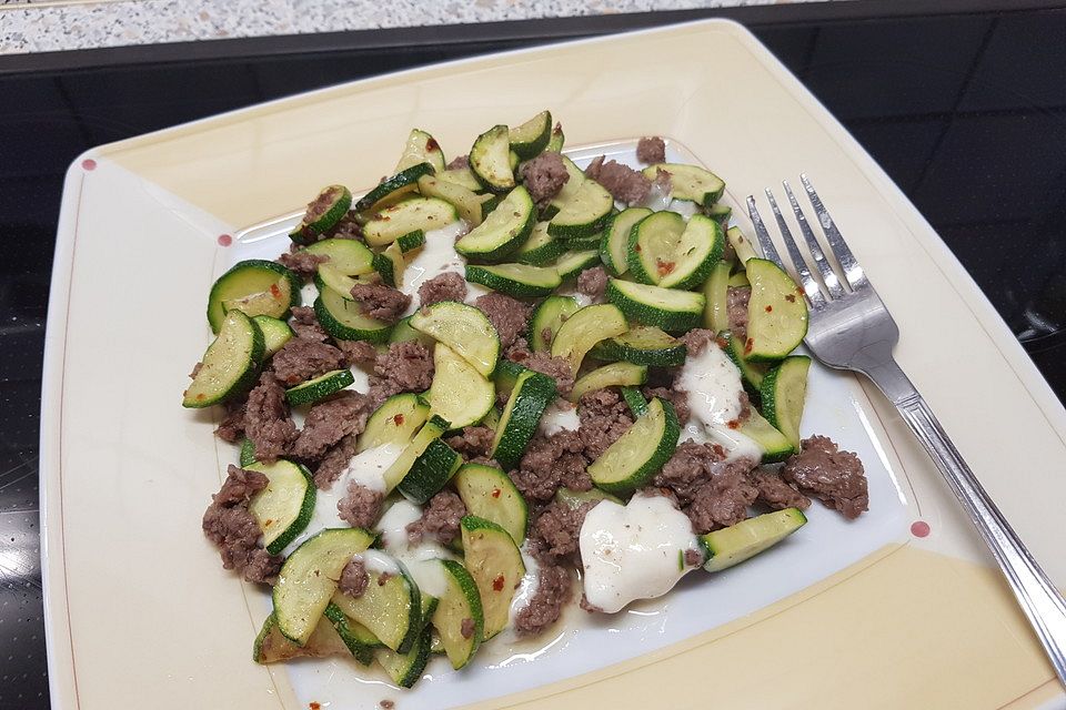 Zucchini - Hackfleisch - Auflauf