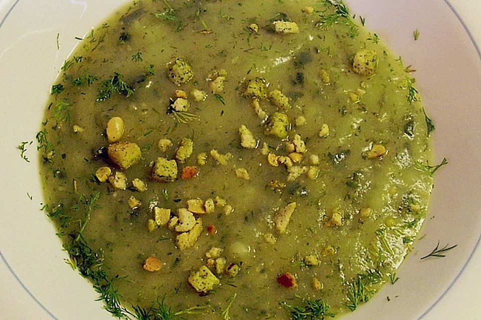 Zucchinisuppe - grüne Hexensuppe