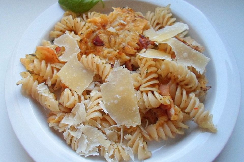 Gebratene Penne mit Schinken