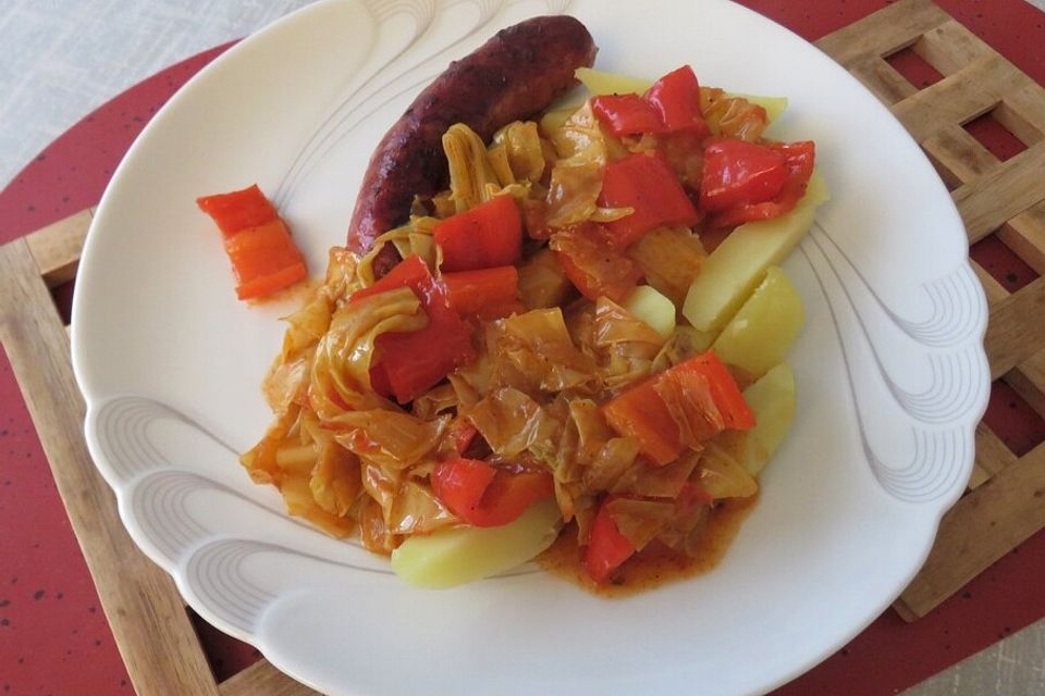 Paprika - Kraut Gulasch