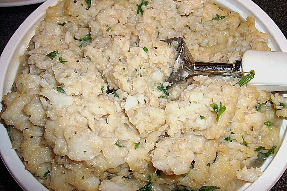 Frittierte Fischbällchen