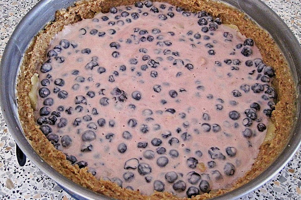 Finnischer Blaubeerkuchen mit Kermaviili