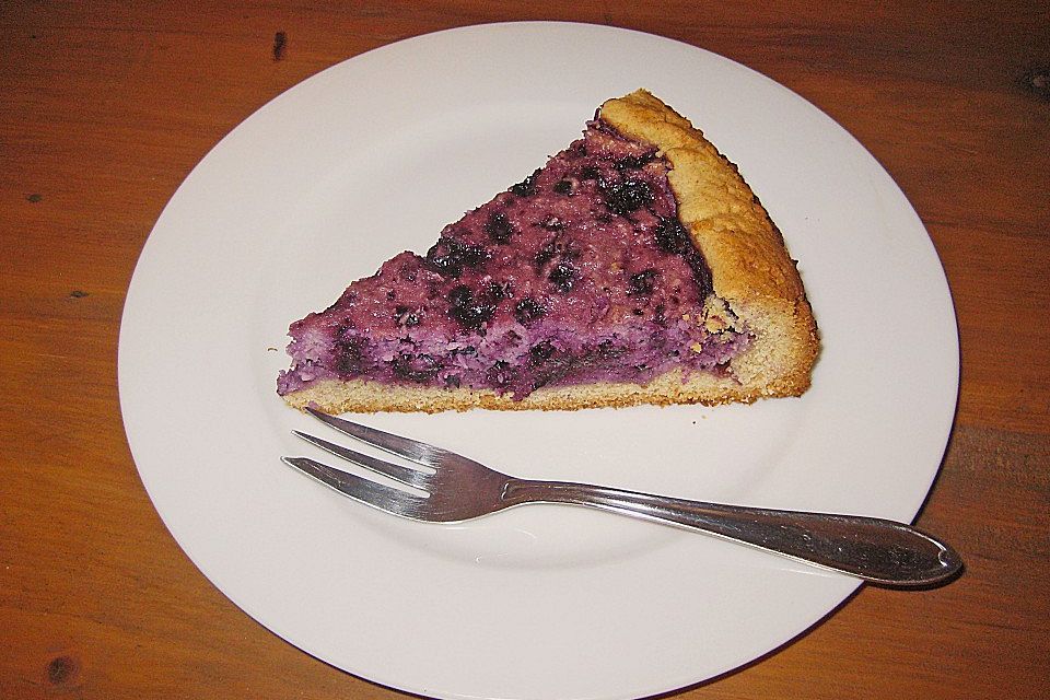 Finnischer Blaubeerkuchen mit Kermaviili