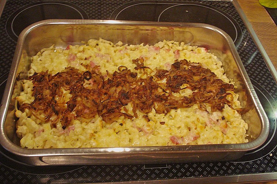 Sahnige Käsespätzle mit Schinken