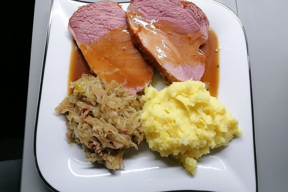 Kasseler mit Sauerkraut