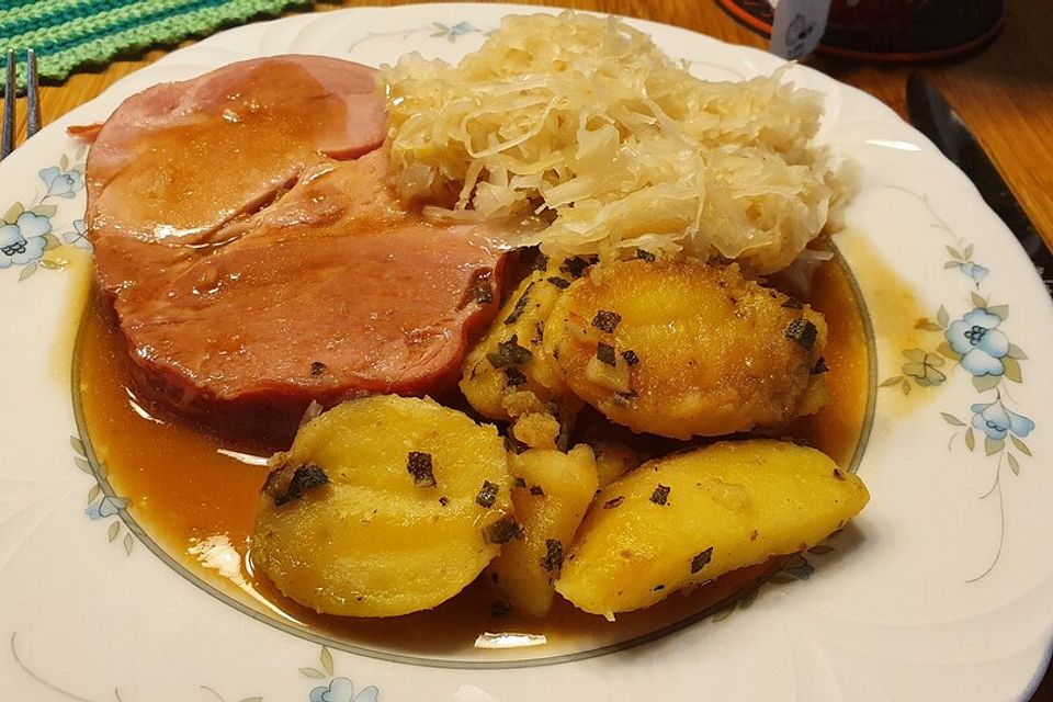 Kasseler mit Sauerkraut