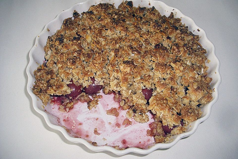 Cherry - Marzipan - Crumble