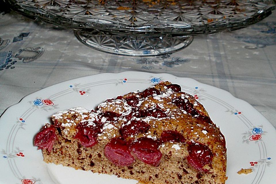 Brauner Kirschkuchen