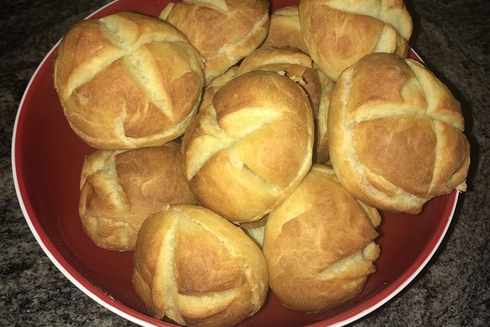 Schnelle Minibrötchen