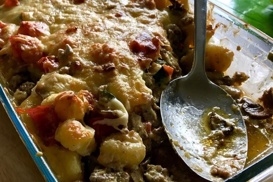 Gnocchi - Hackfleisch - Gemüse - Auflauf