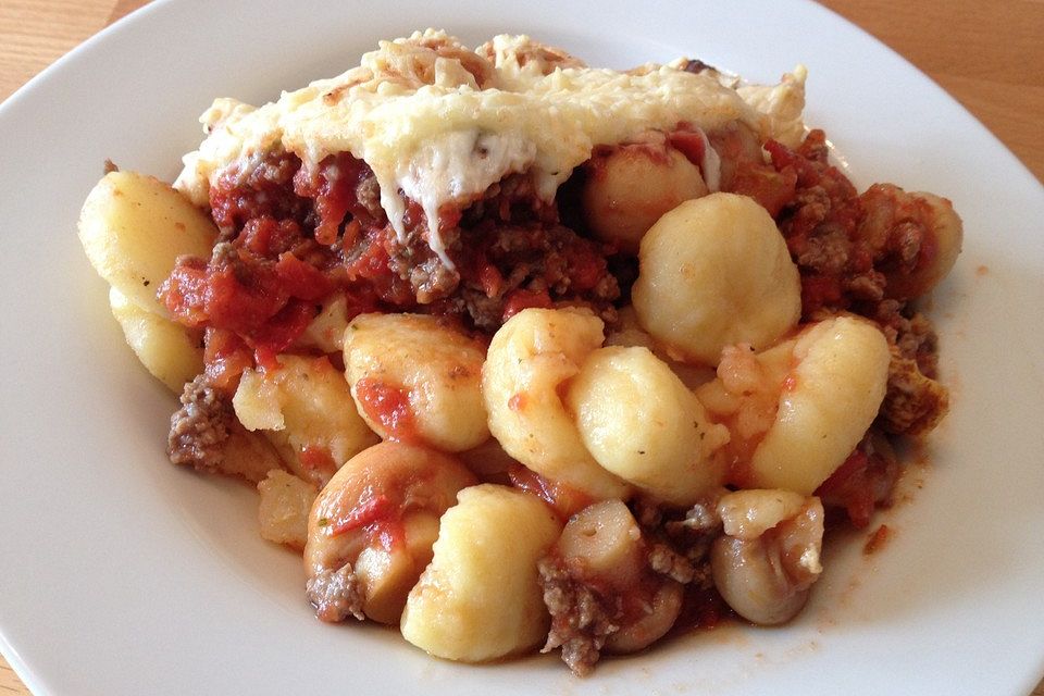 Gnocchi - Hackfleisch - Gemüse - Auflauf