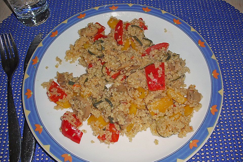 Gemüsepfanne mit Bulgur