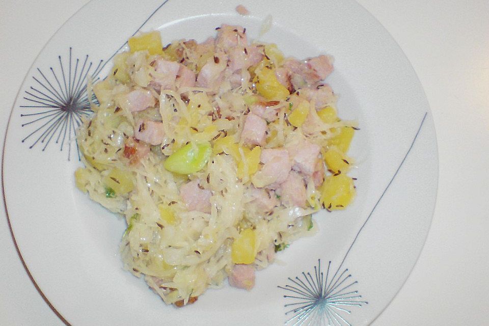 Sauerkraut - Kasseler - Kartoffel - Topf