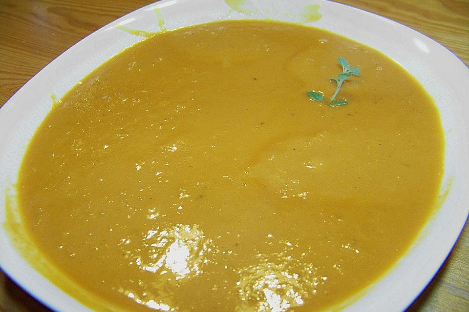 Scharfe Tomaten - Kokos - Suppe