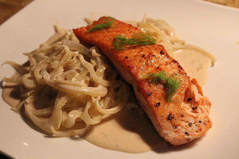 Lachs mit frischem Fenchel