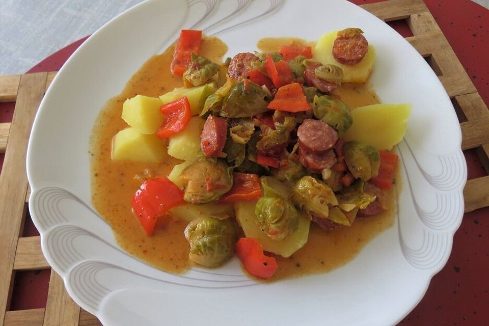 Rosenkohl - Eintopf mit Paprika