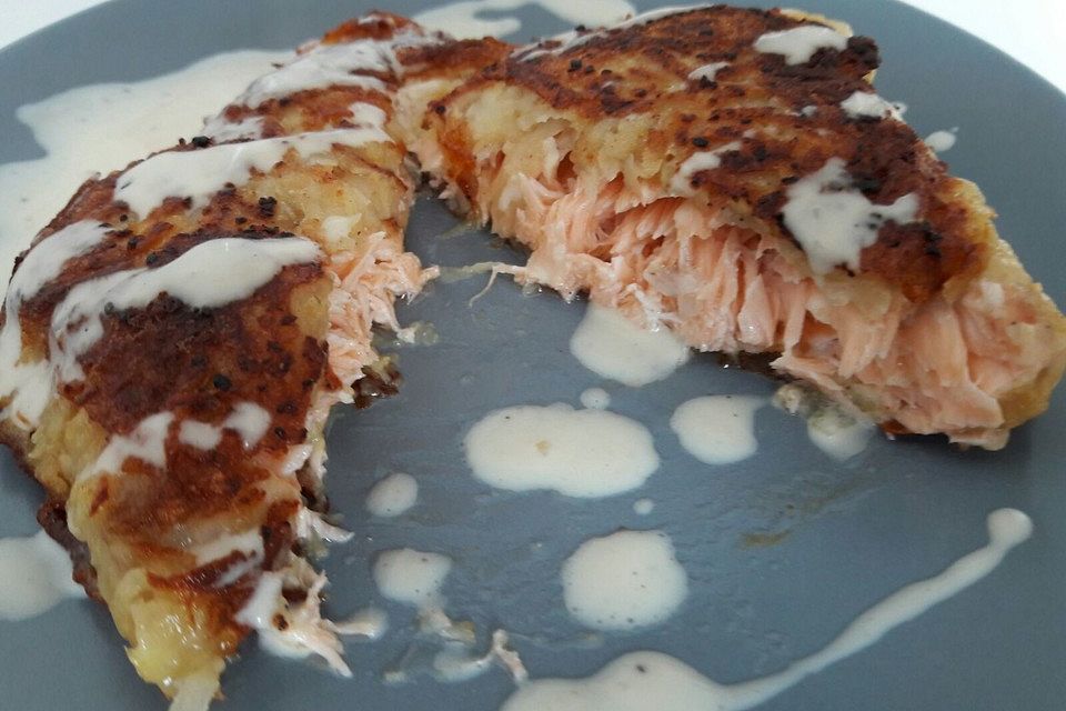 Lachs im Rösti - Mantel