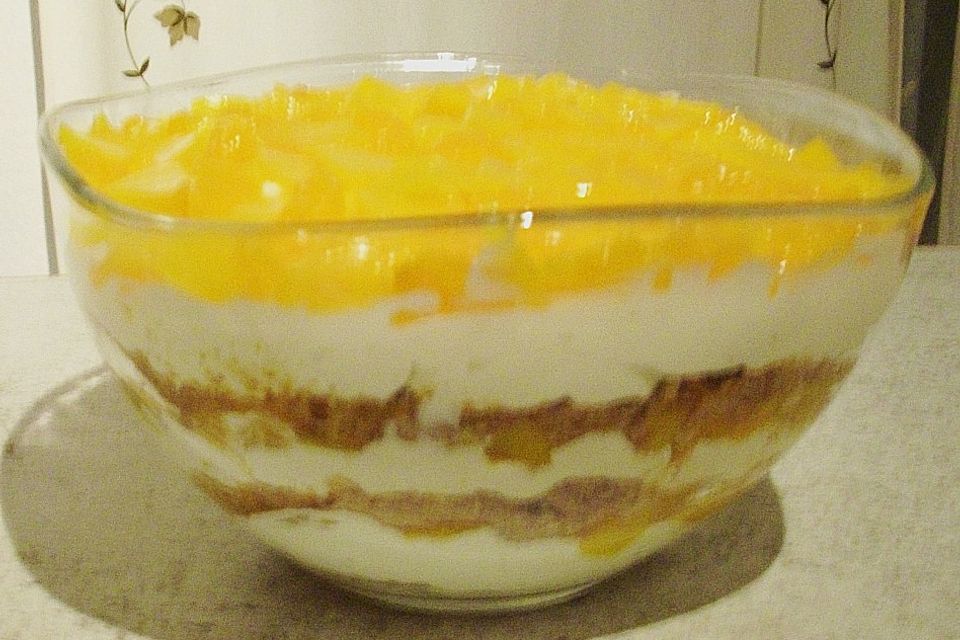 Pfirsich-Cantuccini-Trifle