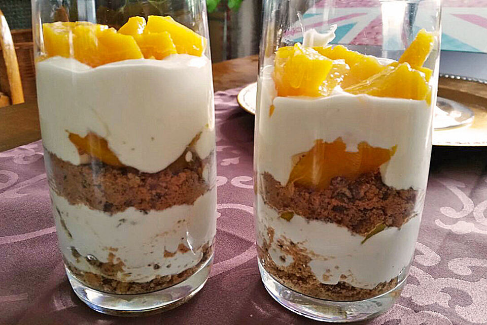 Pfirsich-Cantuccini-Trifle