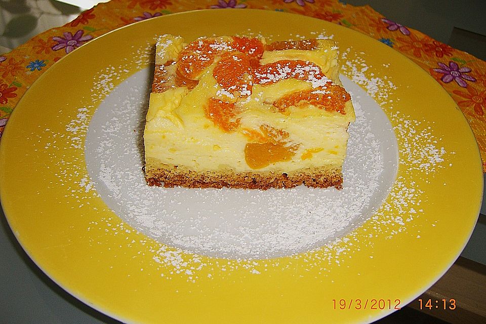 Schmandkuchen mit Mandarinen