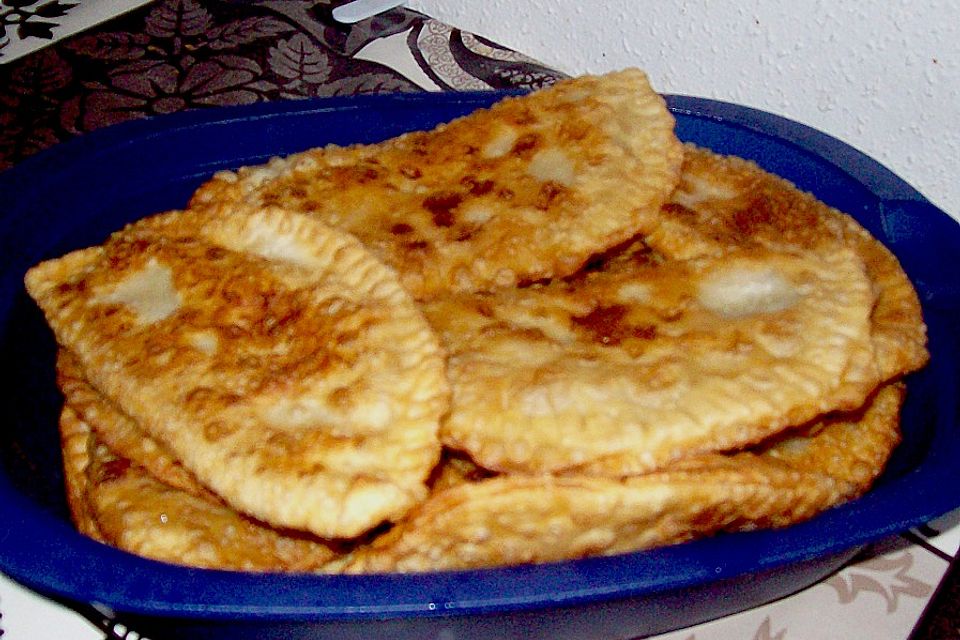 Tschebureki