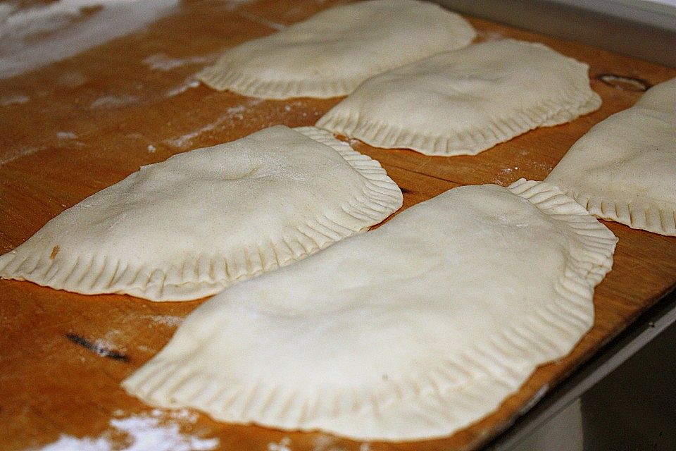 Tschebureki