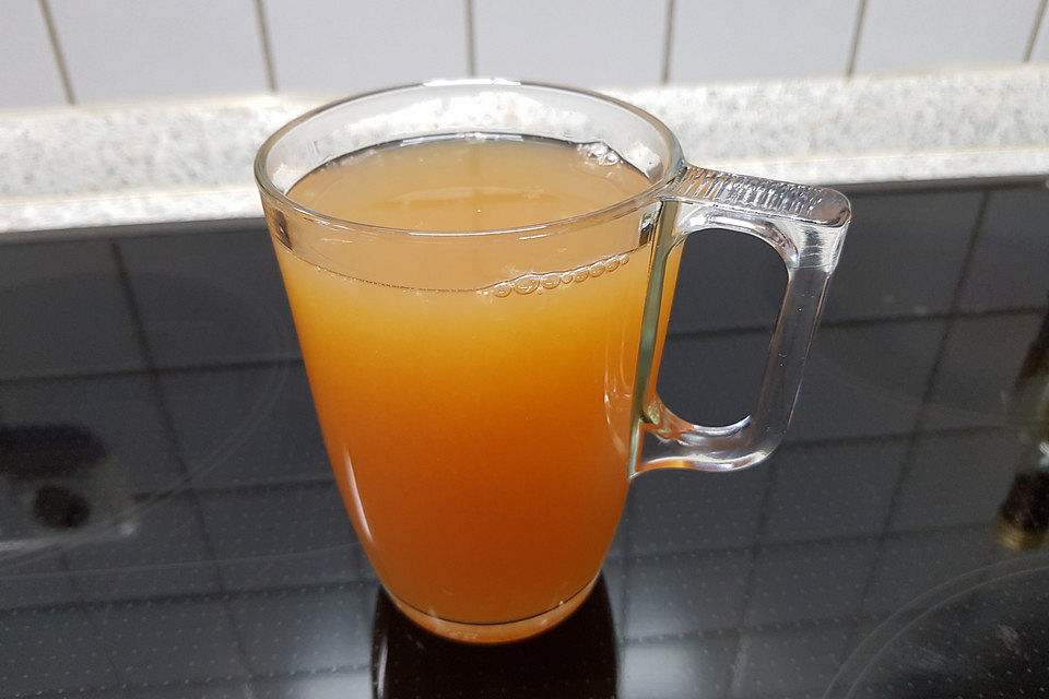 Aromatisierter Fruchtpunsch