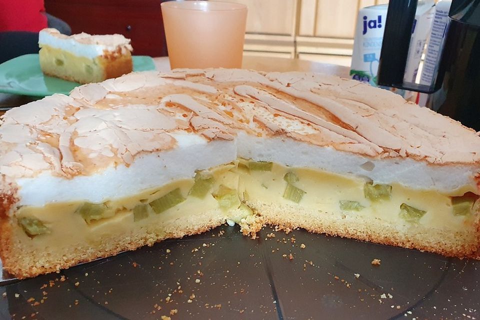 Rhabarberkuchen mit Baiser