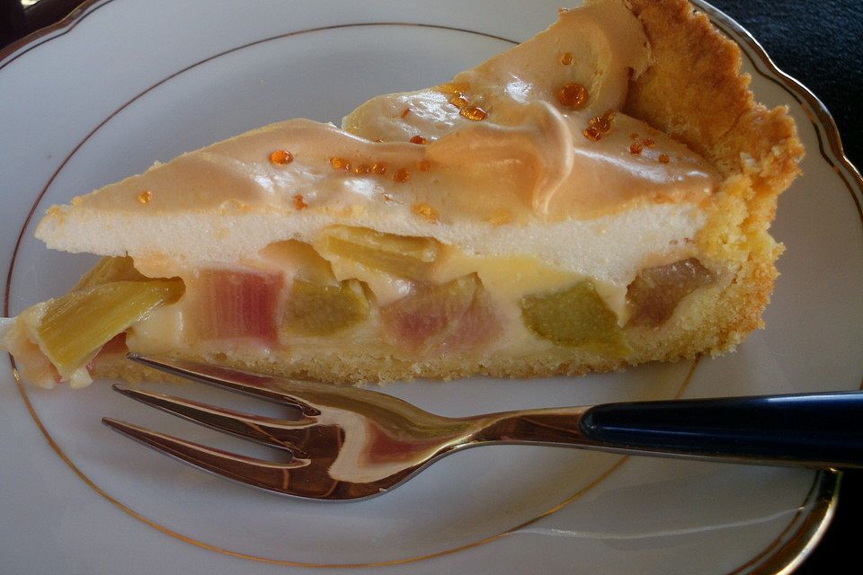 Rhabarberkuchen mit Baiser