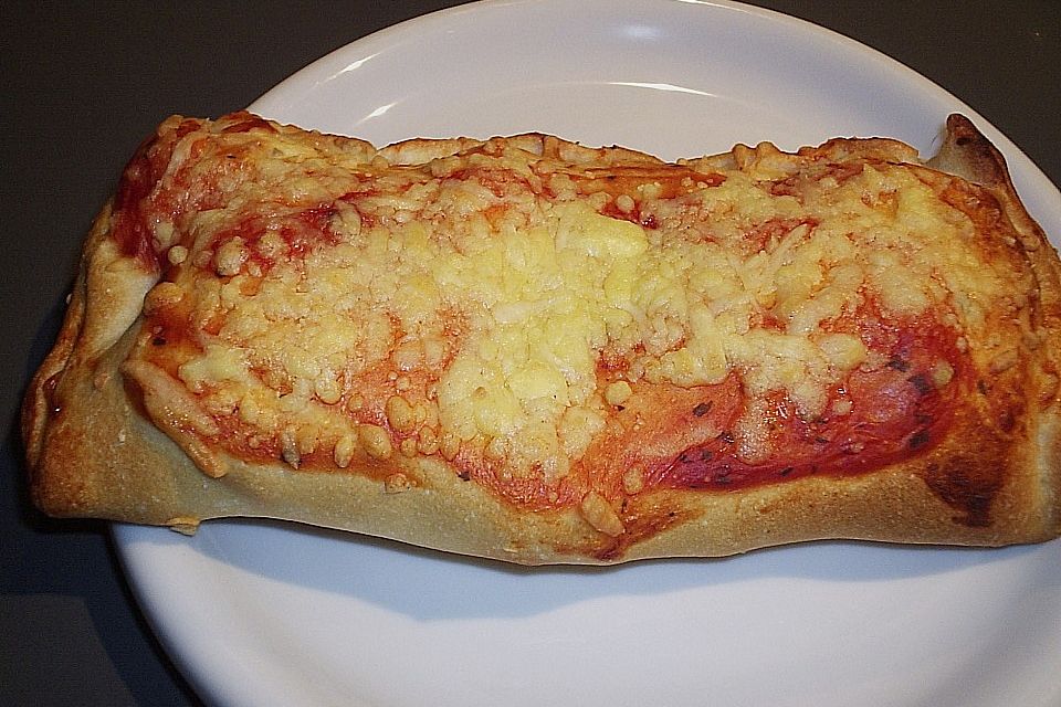 Schnelle Calzone