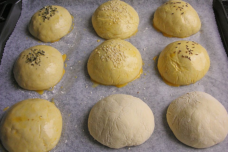 Kartoffelbrötchen mit Schinkenfülle