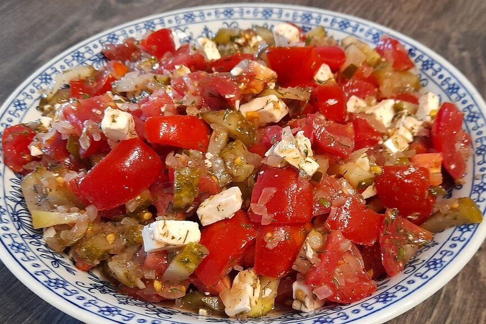 Tomaten - Schafskäse - Salat