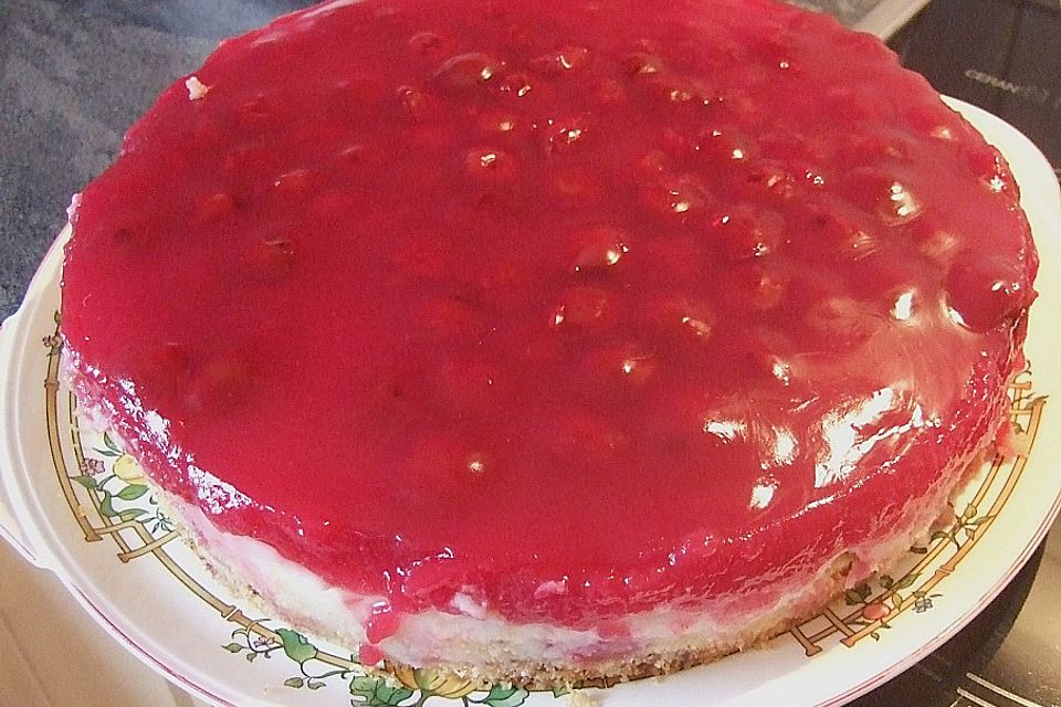 Fruchtige Kirsch - Cremetorte