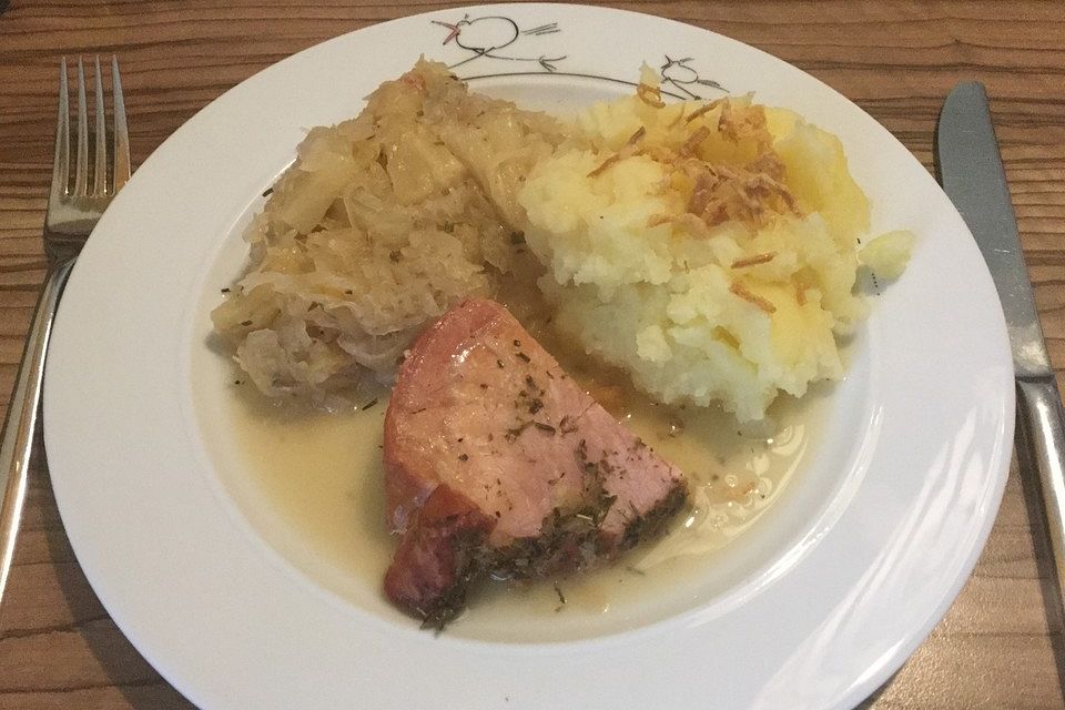 Kasseler mit Sauerkraut