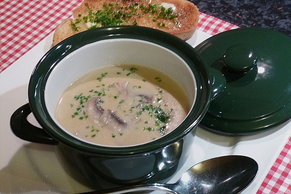 Champignonsuppe