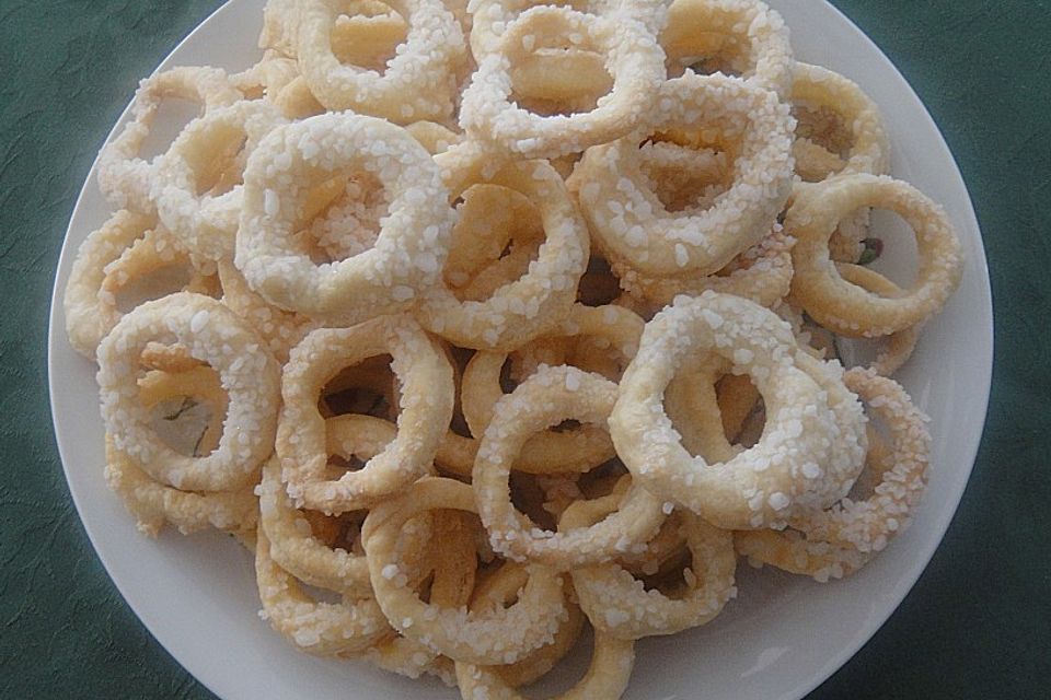 Sauerrahm - Kringel mit Hagelzucker