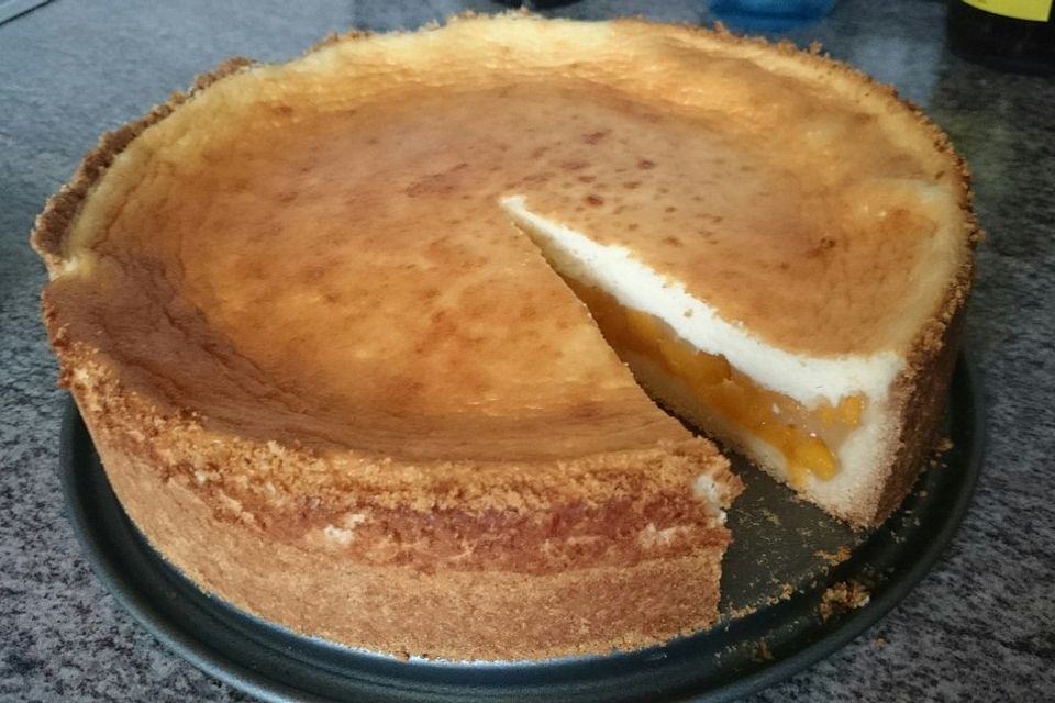 Pfirsichkuchen mit saftigem Guss