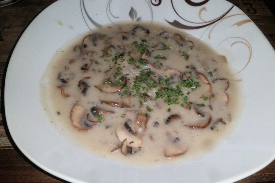 Champignon-Creme-Suppe