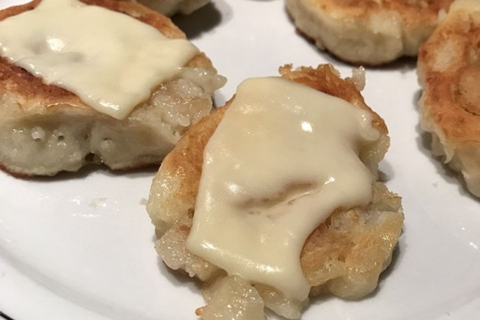 Tschechische (böhmische) Semmelknödel